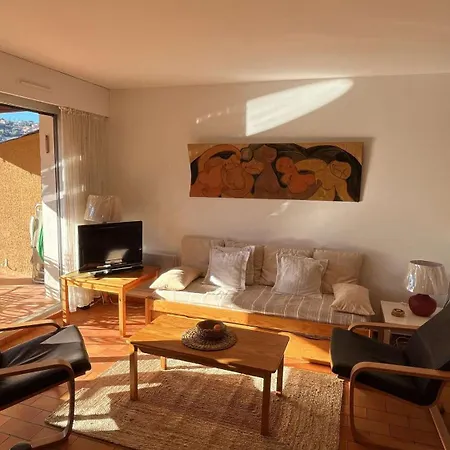 Appartement Paisible T2- Plages Et Commerces *